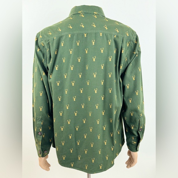 Duluth Untucked Relaxed Fit Button Down Shirt, Deer Head Graphics, Men’s Size M - Picture 5 of 13